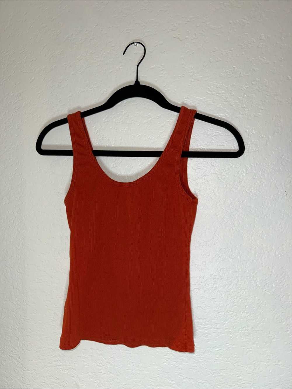 Ambiance Rust Orange Ribbed Button Tank - Picture 3 of 4